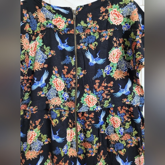 Bird Print Dress - Picture 9 of 9